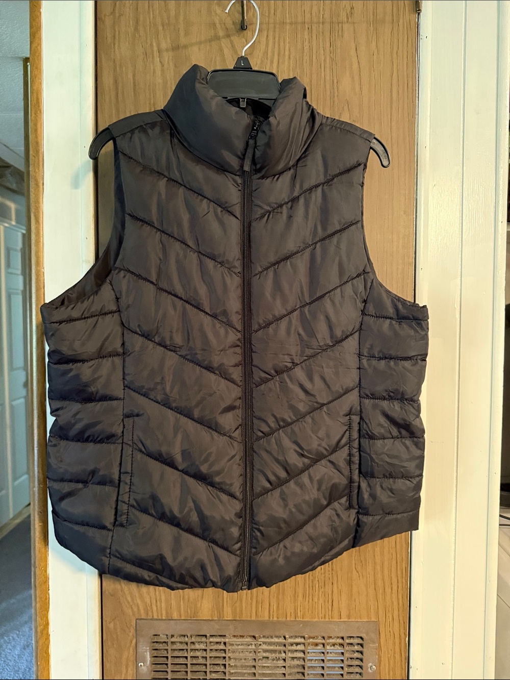 SO Black Quilted Chevron Puffer Vest